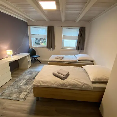 ホームステイ Gaestezimmer Kirchdorf