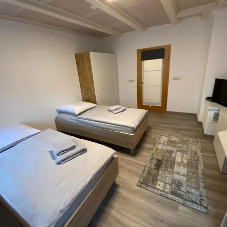 Gaestezimmer Kirchdorf *